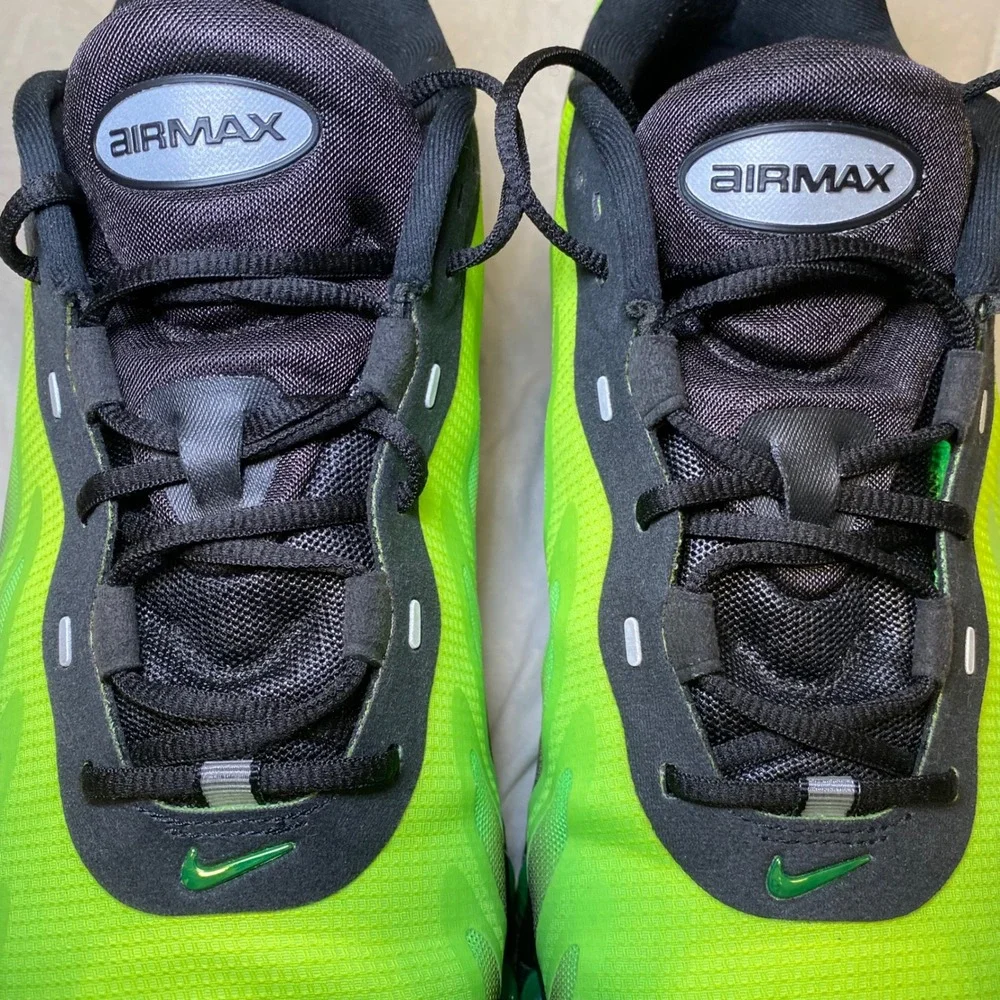 Nike Air Max Dn Volt Black Green Men's Size 12 Running Shoes HQ4681-010 2024